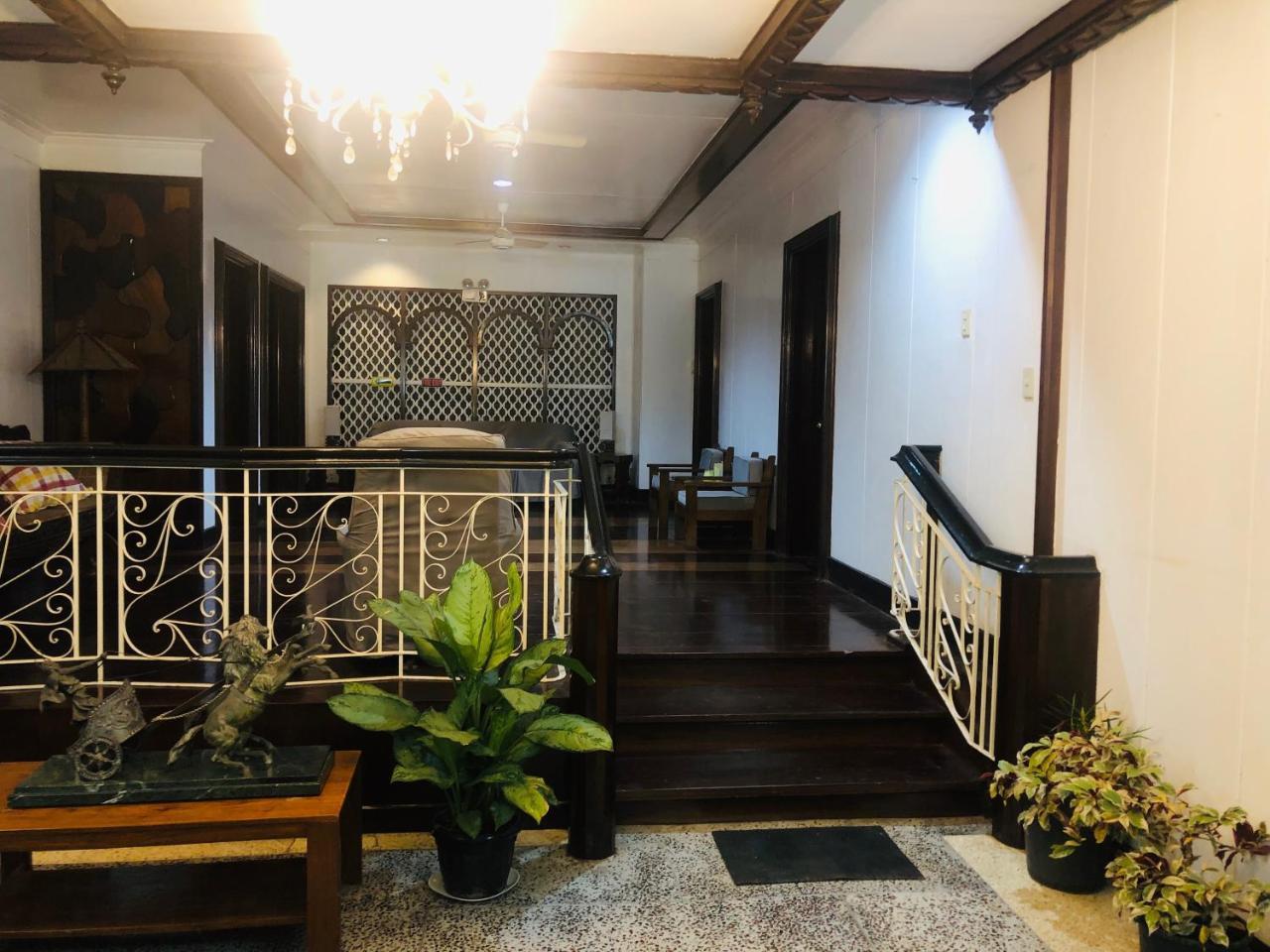 Matutina Pensionne Puerto Princesa Exterior photo