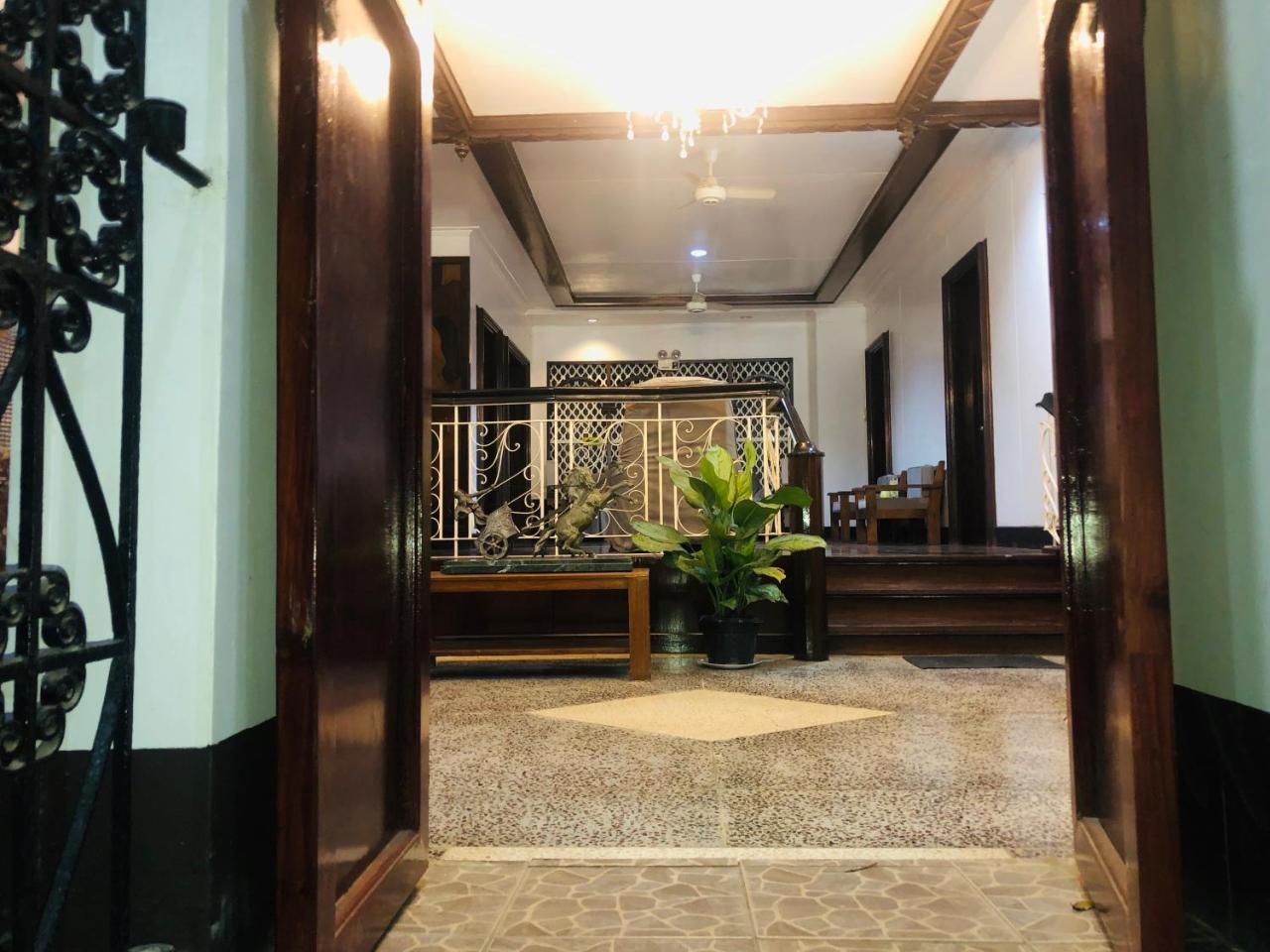Matutina Pensionne Puerto Princesa Exterior photo