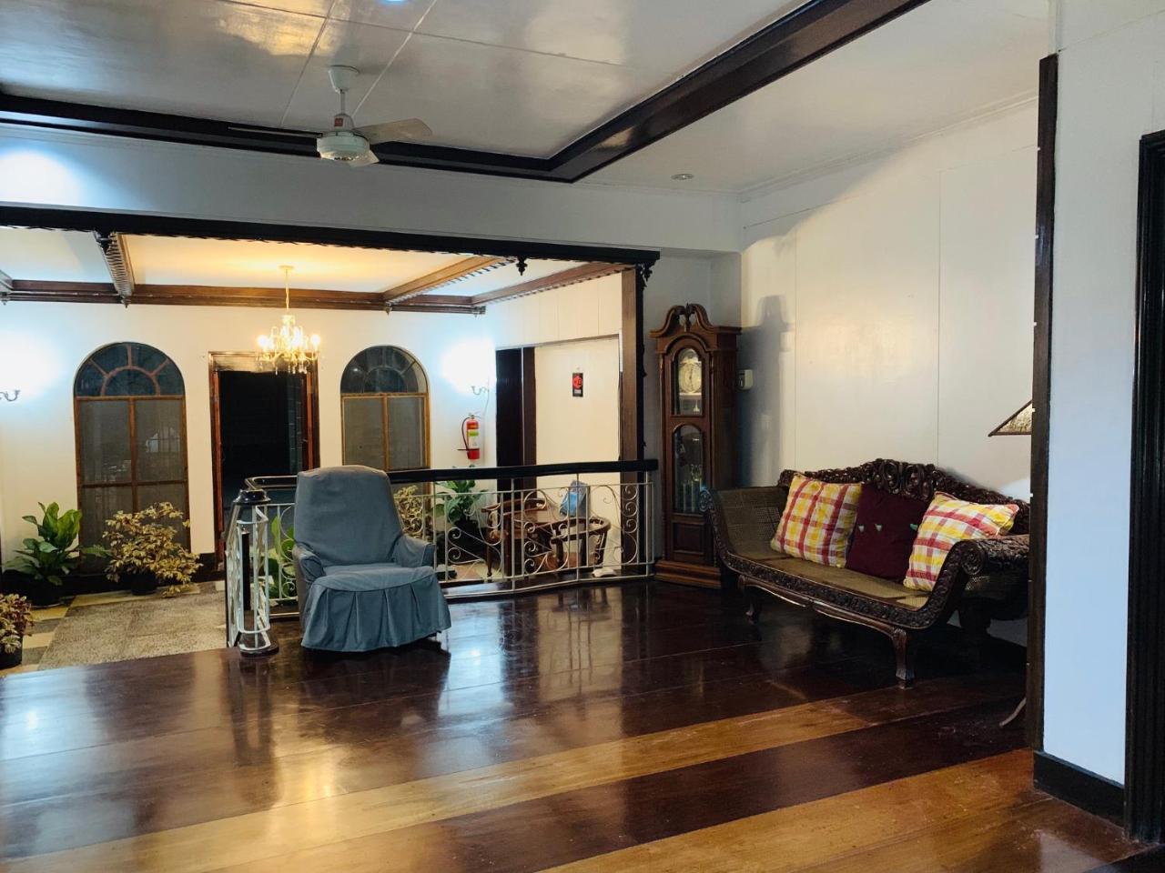 Matutina Pensionne Puerto Princesa Exterior photo